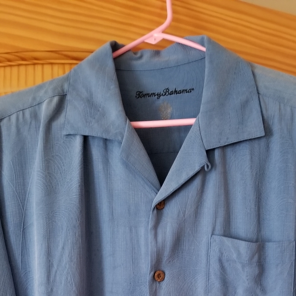 Tommy Bahama men's silk shirt